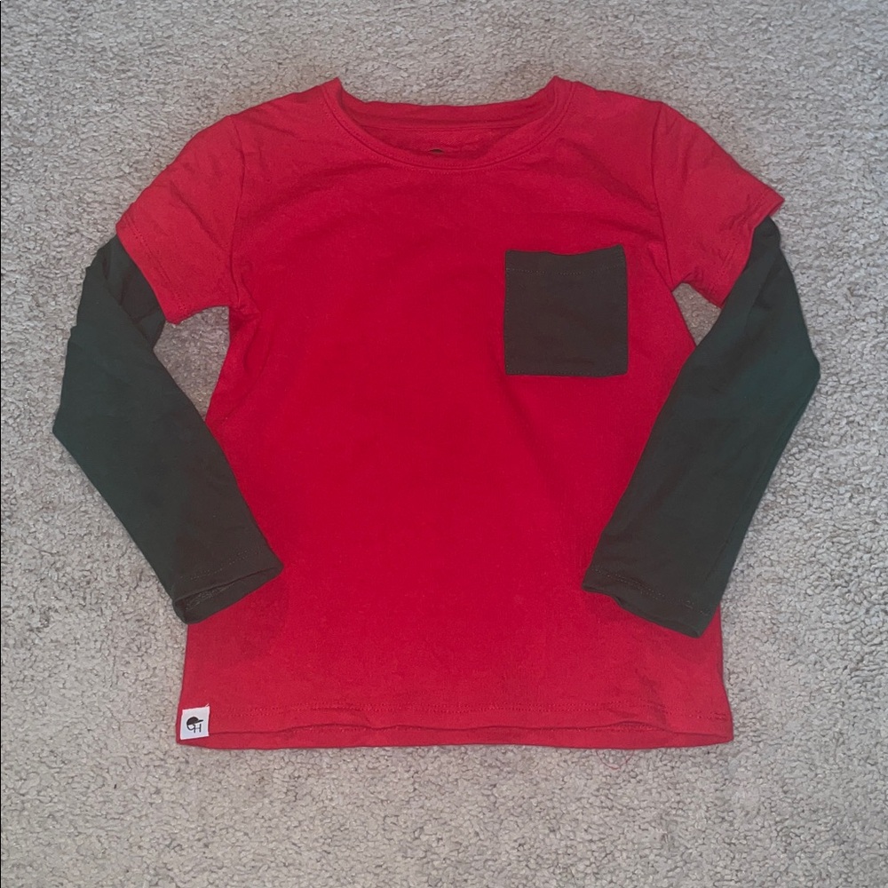 EUC George Hats Holiday Bamboo Layered Tee